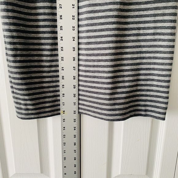 Calvin Klein Dress Womens 4 Sheath Cap Sleeve Bateau Neck Knit Gray Stripe Work - Picture 10 of 10